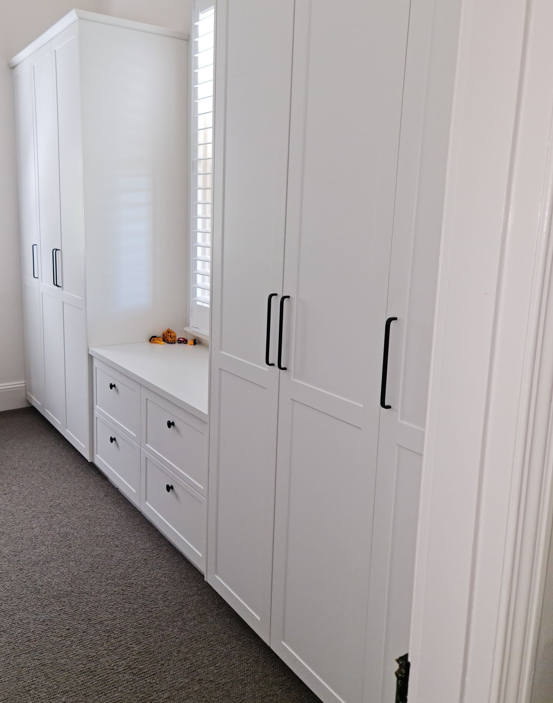Wardrobe | Bendigo, VIC | Bourke’s Kitchens