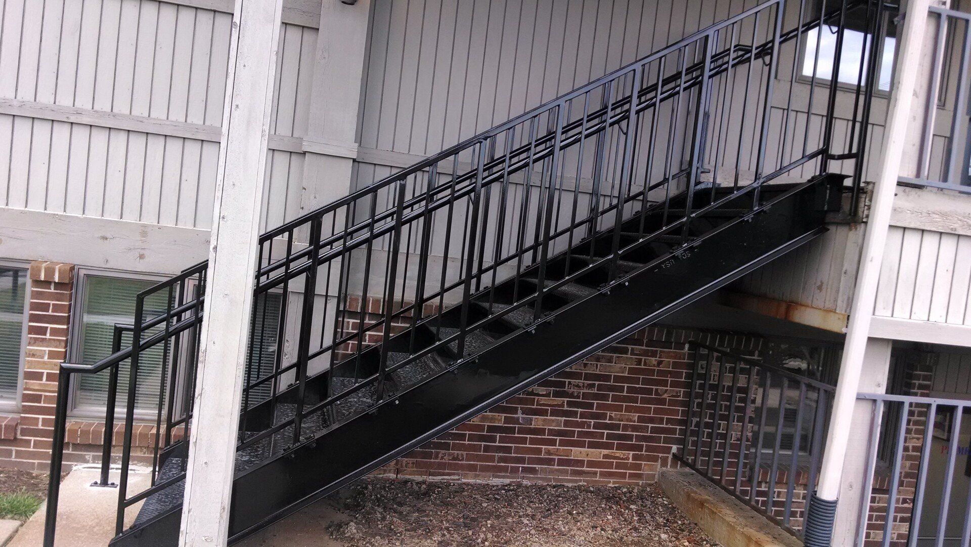 Steel Stairs With Brick Walls - Perrysburg, OH - Tech Dynamics Inc