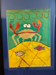 Cartoon crab with red claws and big eyes over fish. Yellow seabed, green water, with painted waves.