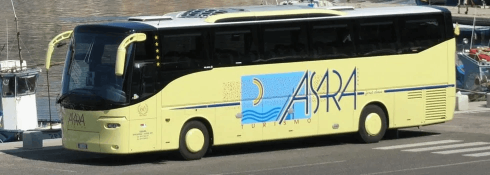 pullman della ditta di noleggio