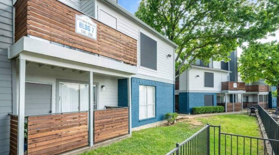rental 2 bedroom apartment near me