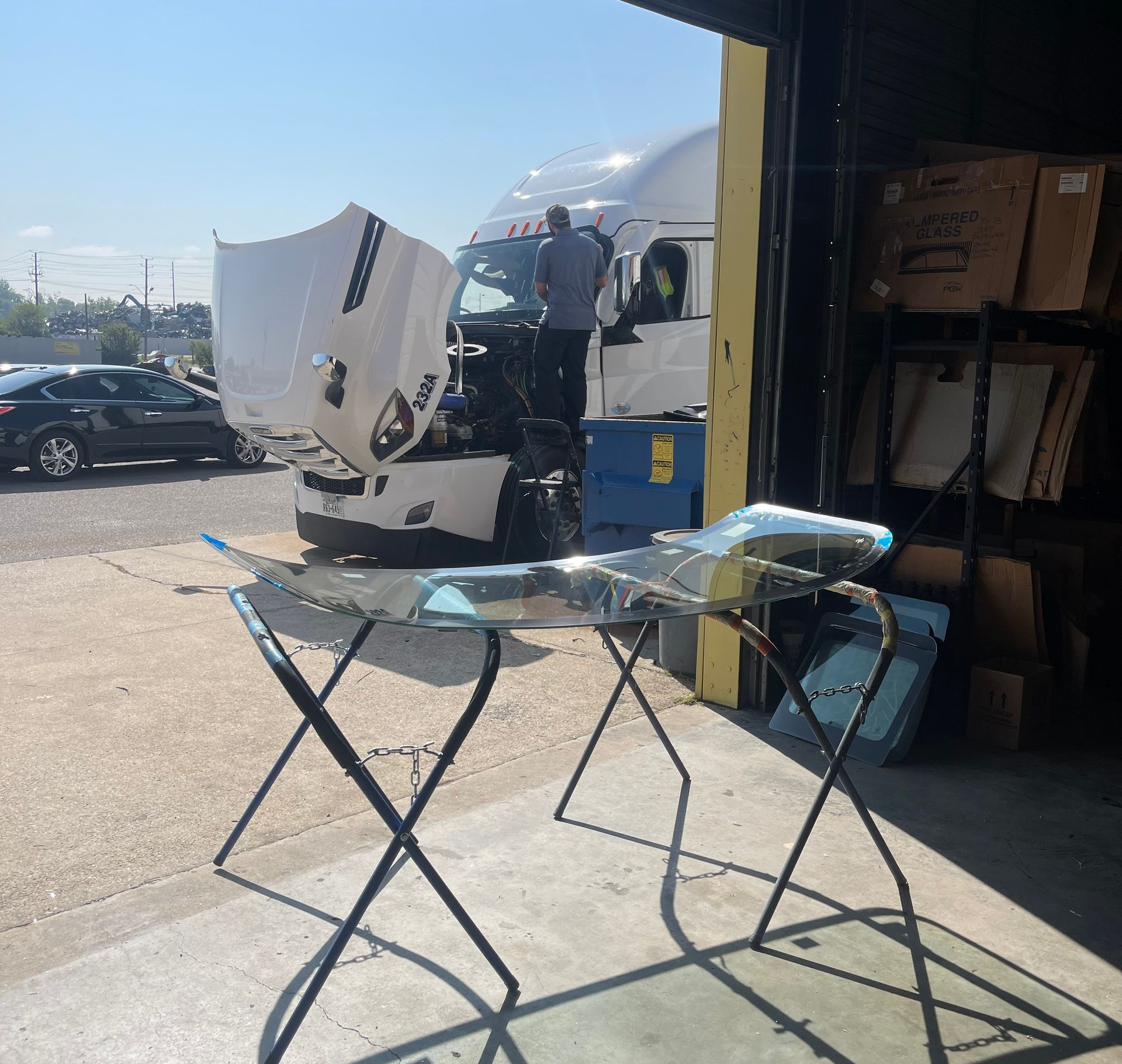 Semi-truck windshield replacement in Birmingham, AL