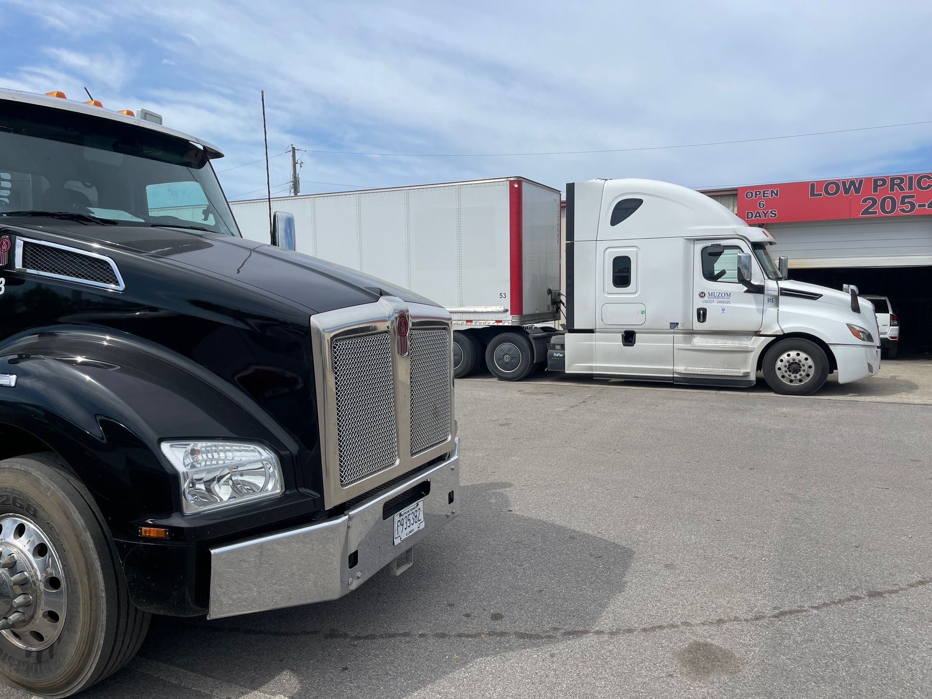 Semi truck windshield repair near Birmingham, AL