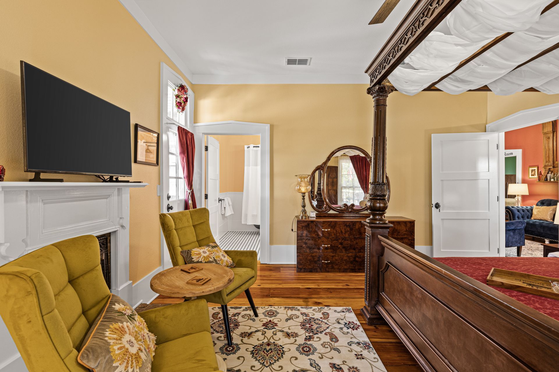 Commercial Construction | Steamboat Inn - After Restoration | DeBoard Homes and Remodeling Specialists | Longview, TX Area