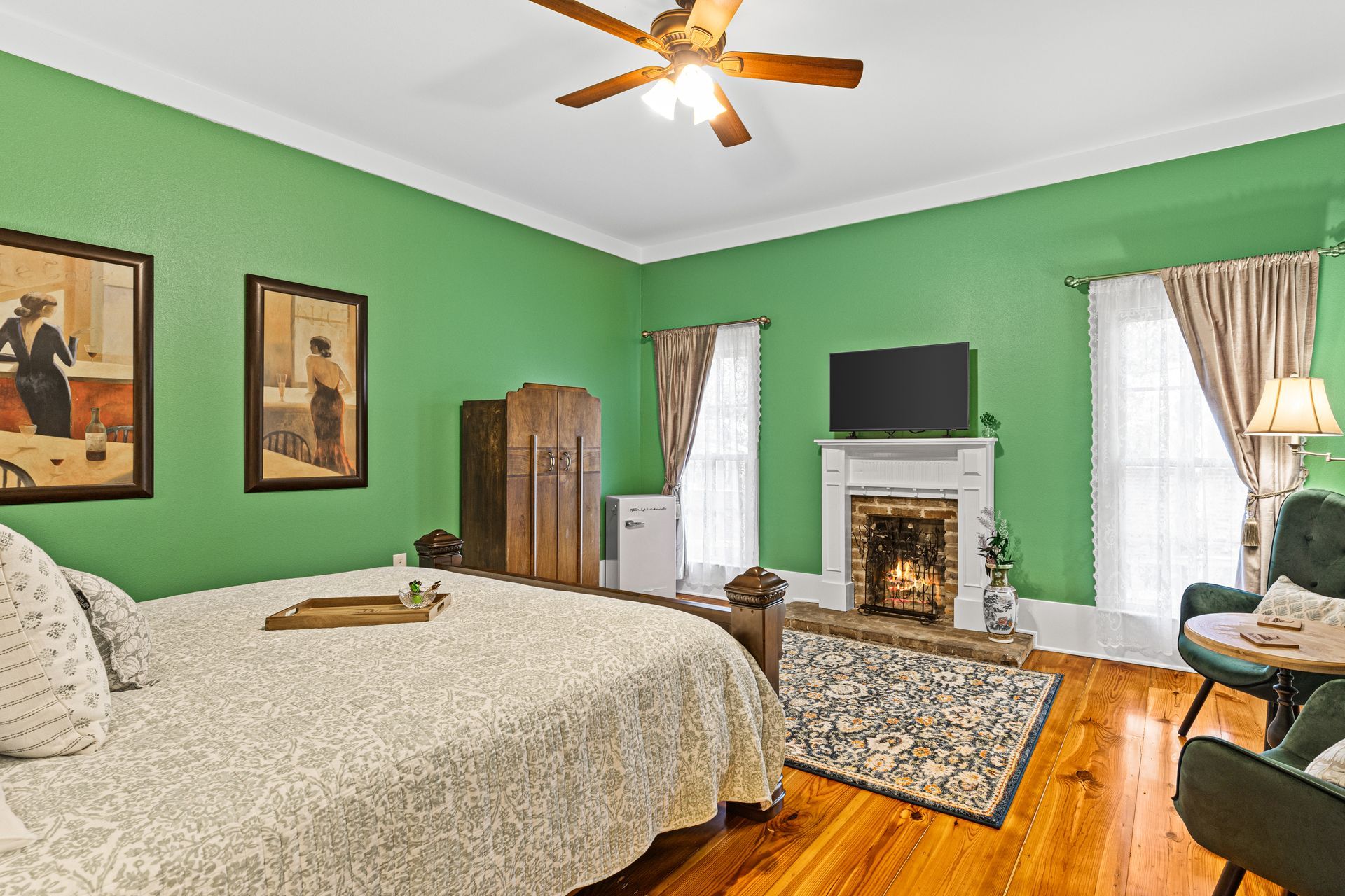 Commercial Construction | Steamboat Inn - After Restoration | DeBoard Homes and Remodeling Specialists | Longview, TX Area