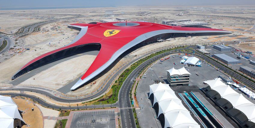 ĒKAS AR DAŽĀDU ĢEOMETRIJU | izolacijas.lv