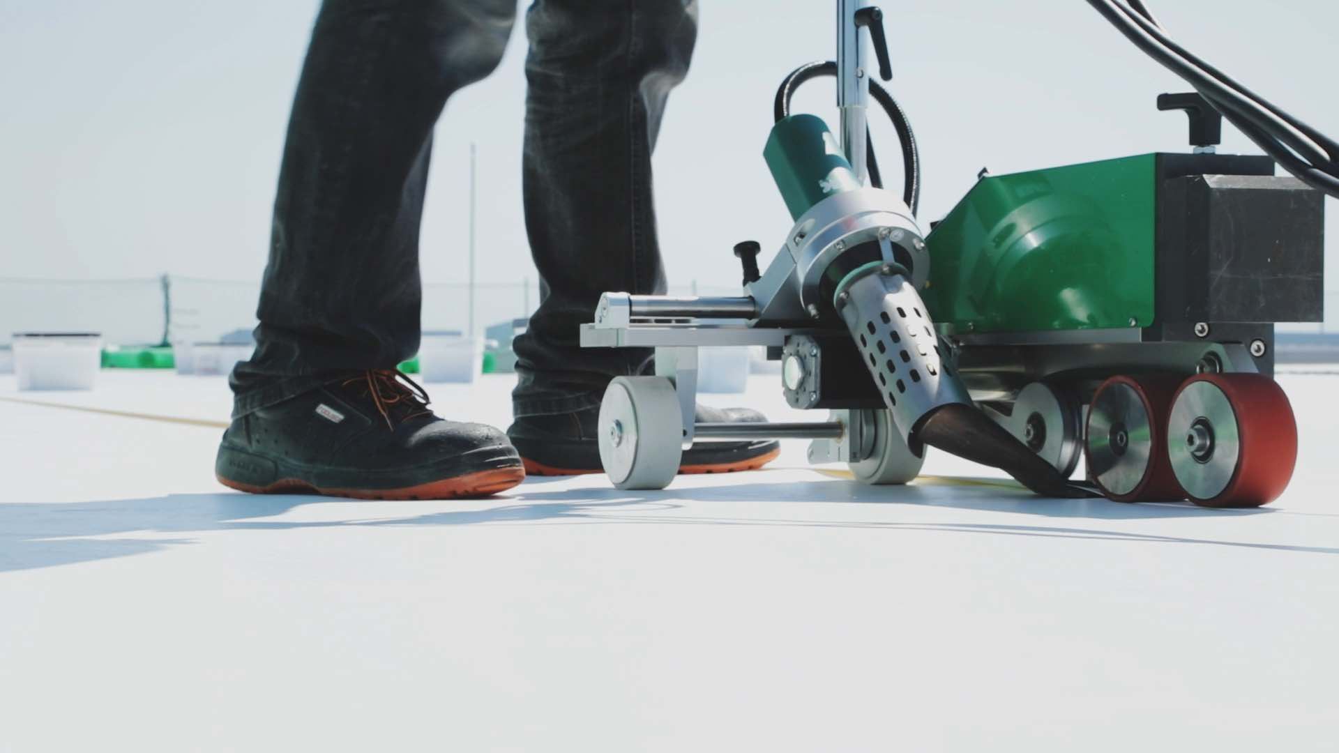 Iekārtas PVC membrānu iestrādei