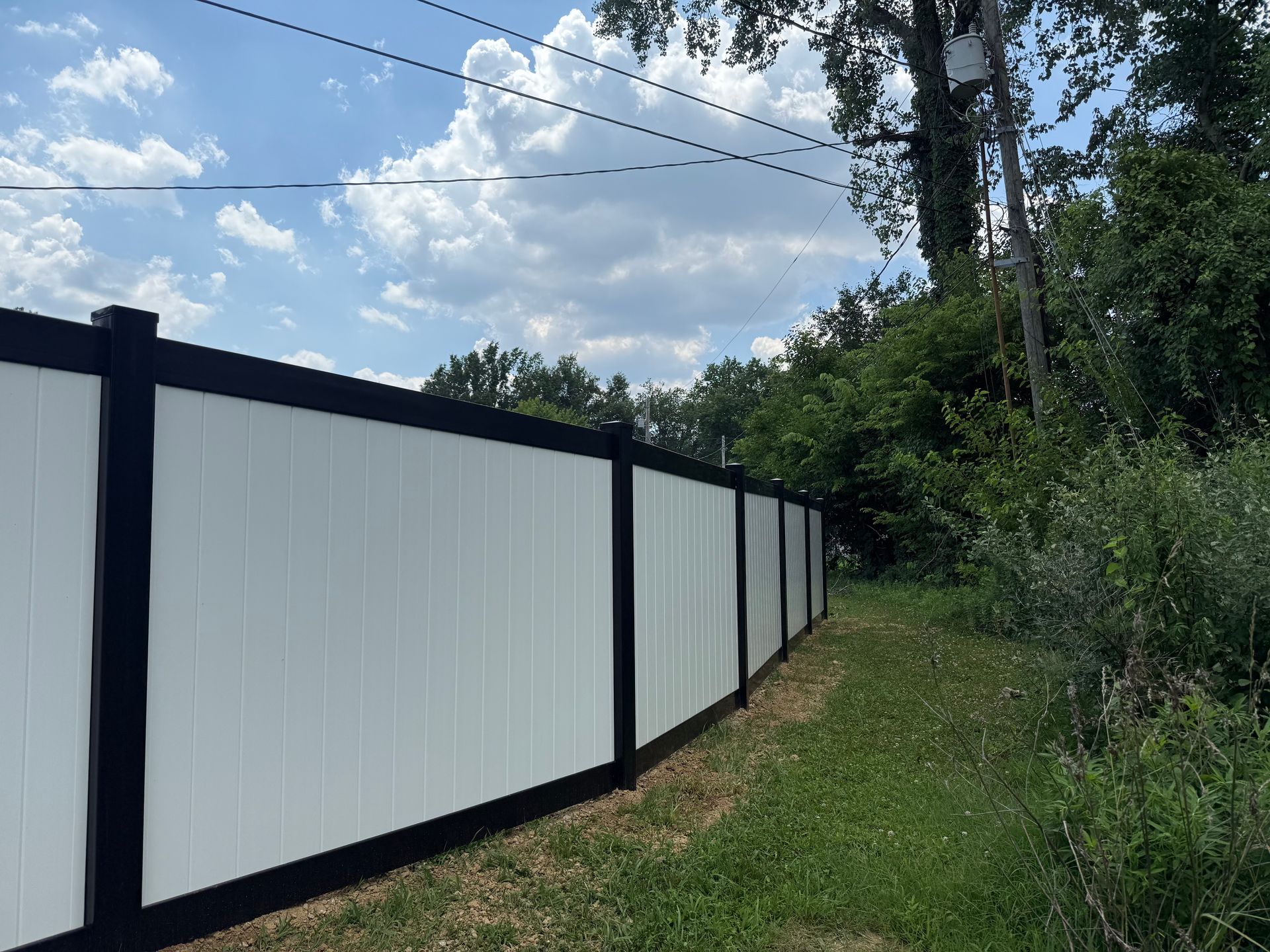 vinyl fencing