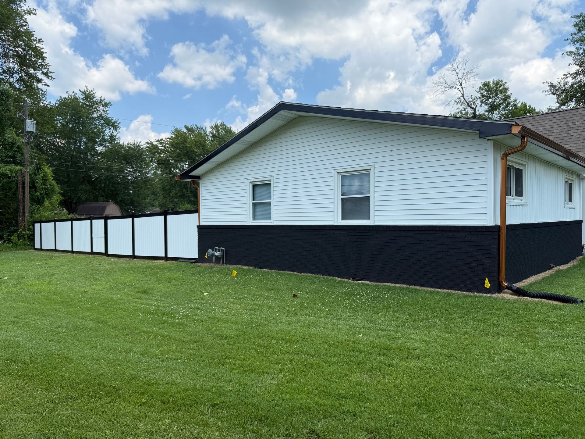 vinyl fencing