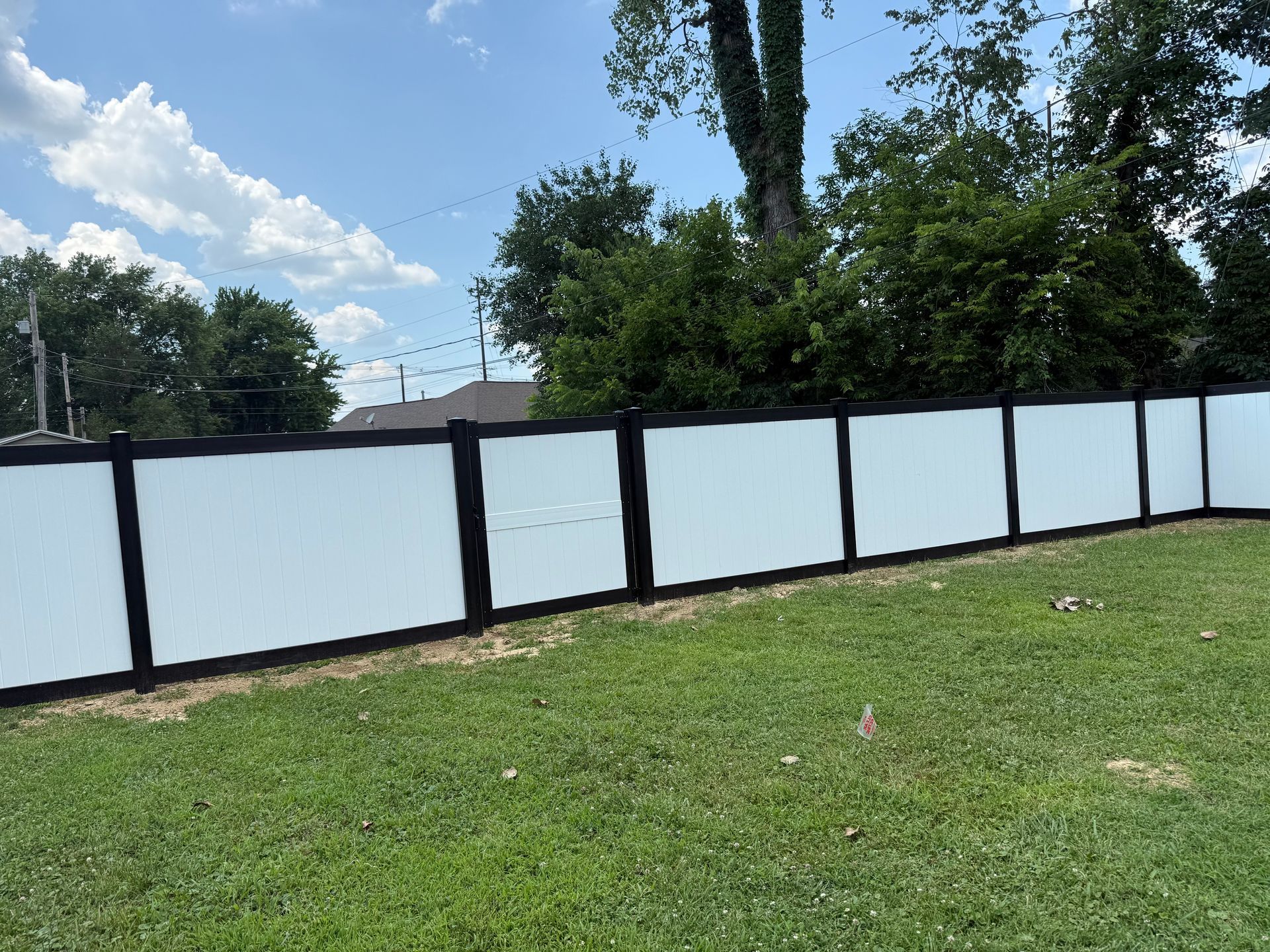 vinyl fencing
