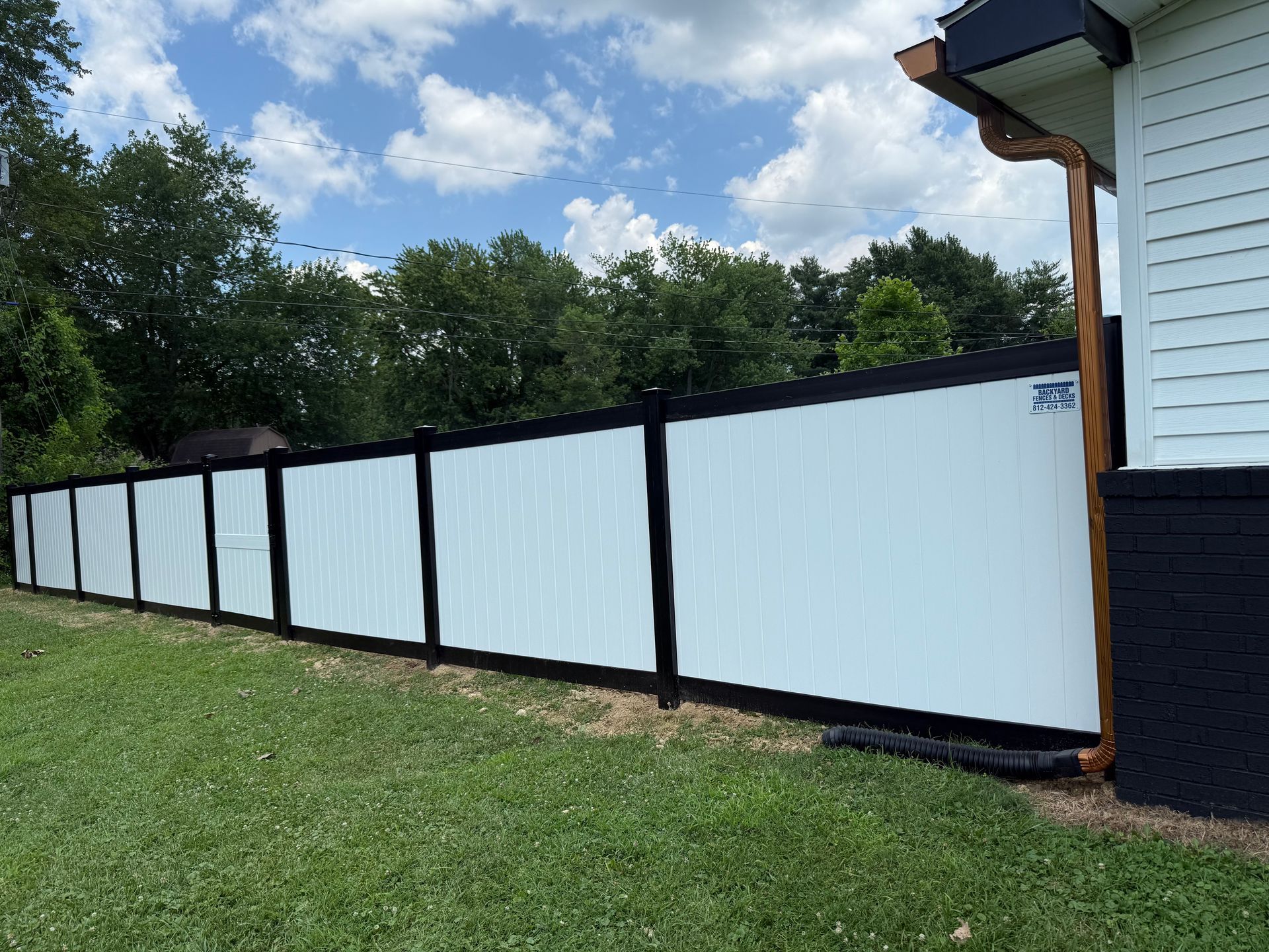 vinyl fencing