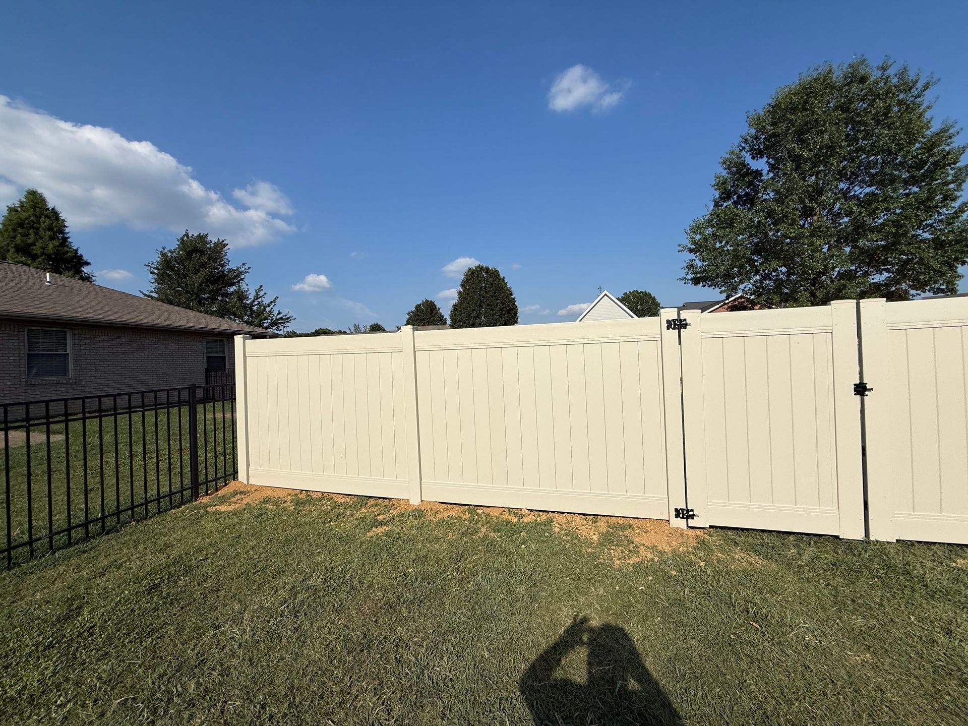 vinyl fencing