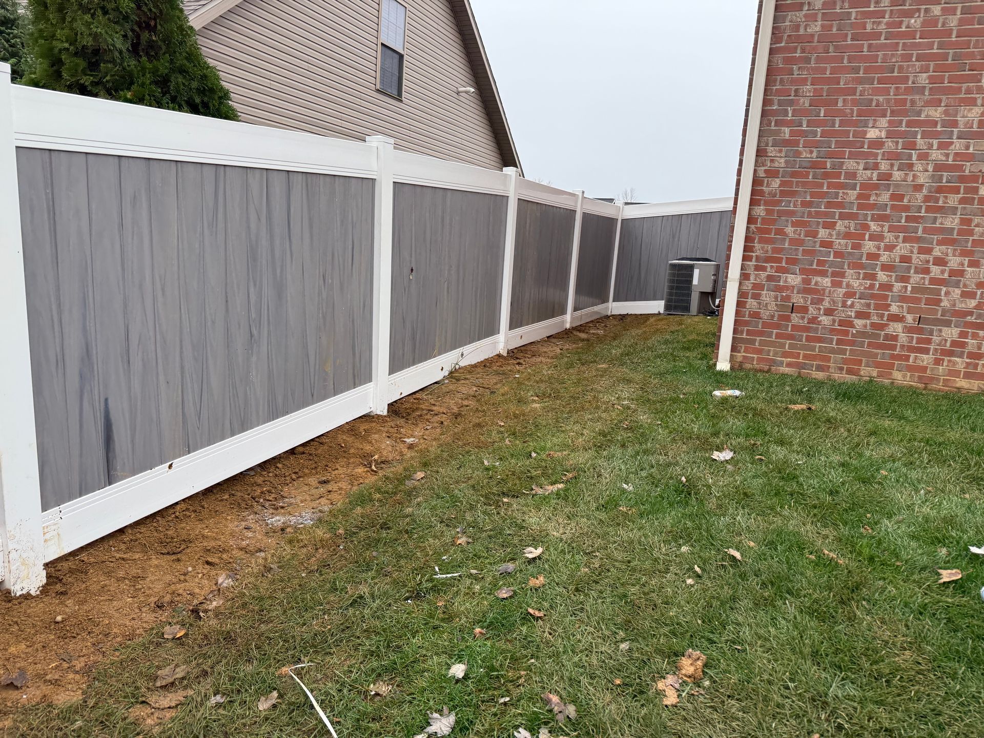 vinyl fencing