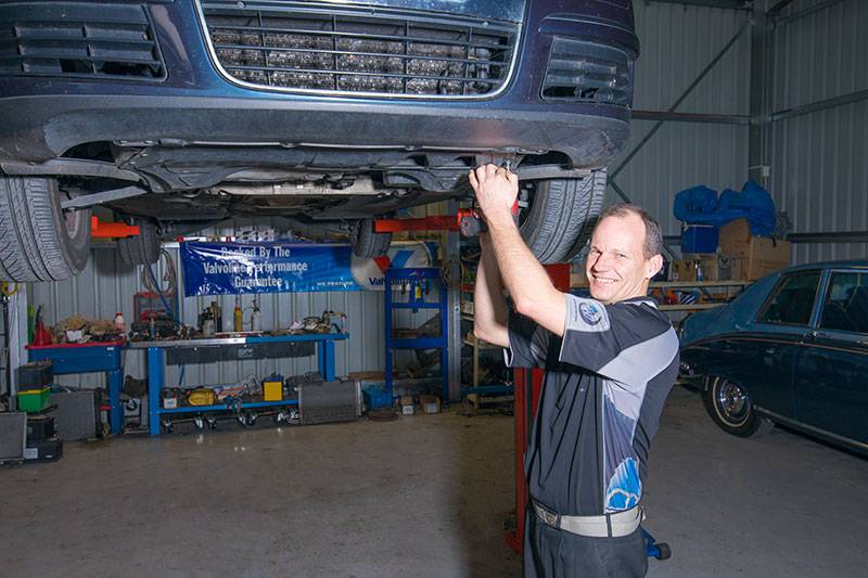 Mechanic repairing a car