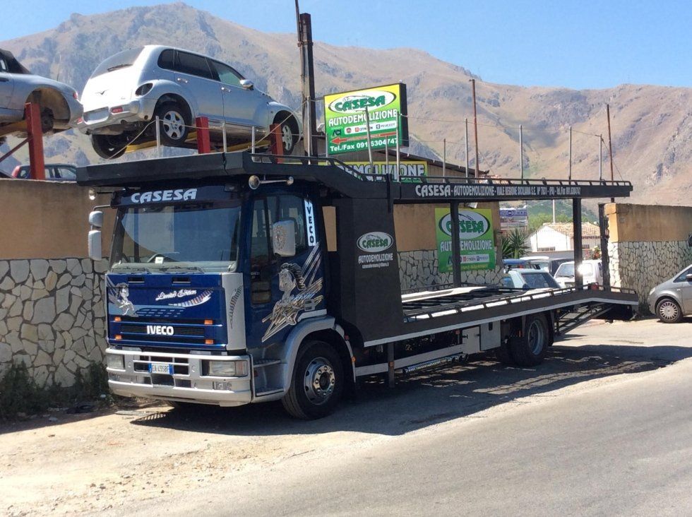 mezzo per il trasporto auto