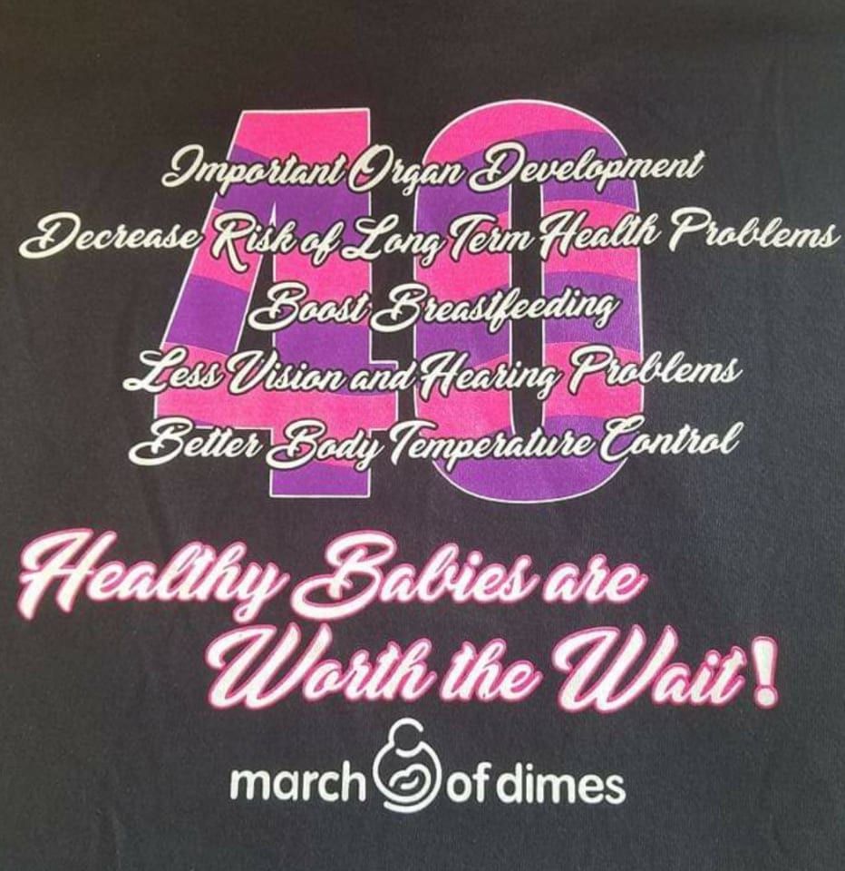 A sign that says healthy babies are worth the wait