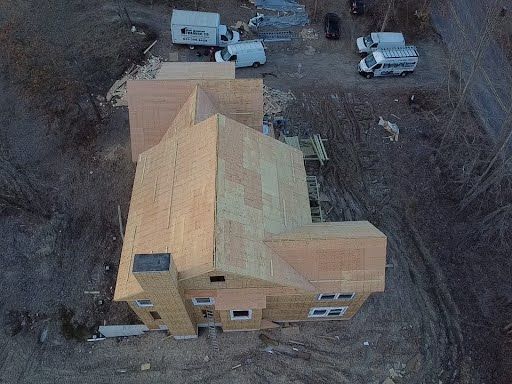 An aerial view of a house under construction.