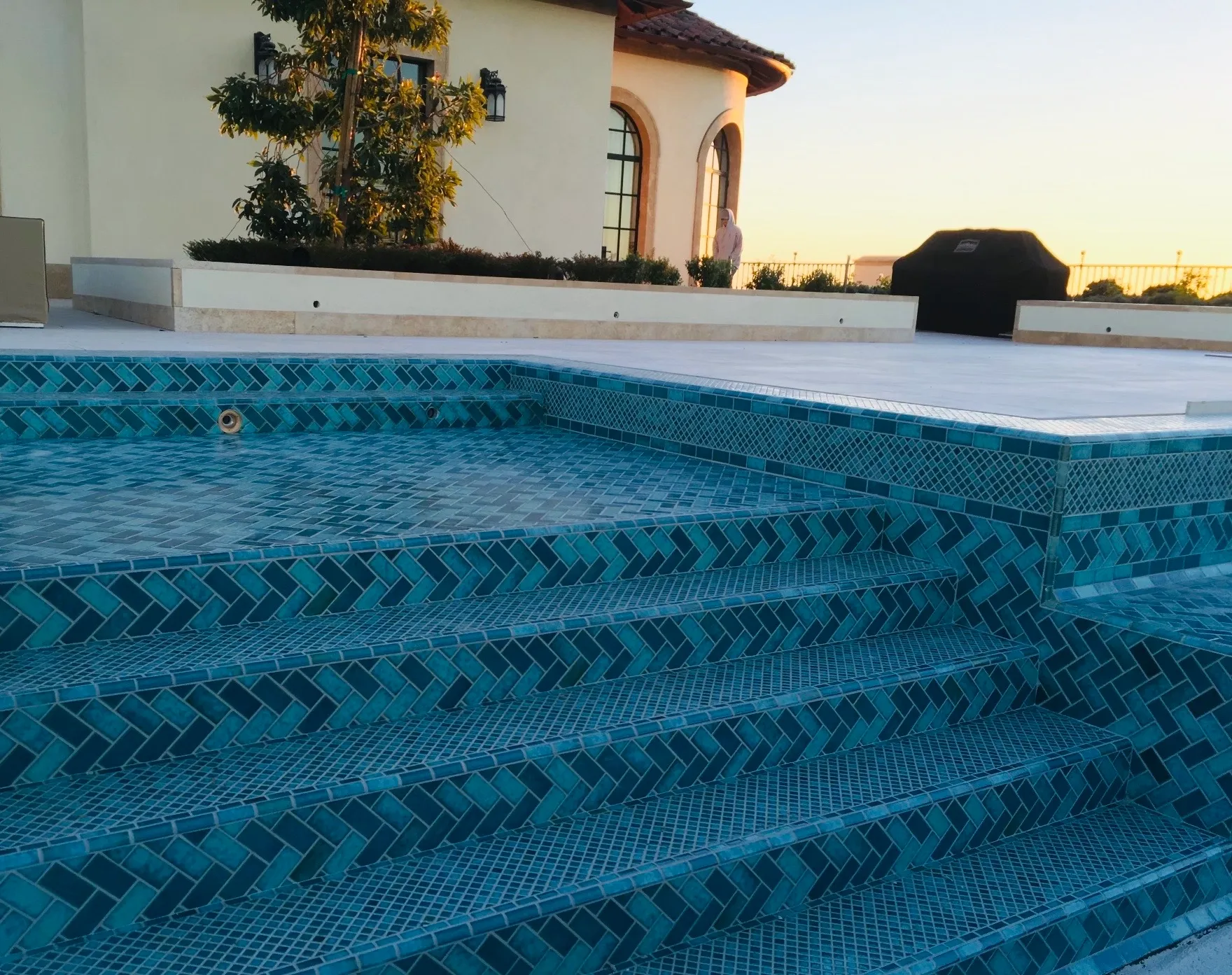 Why Gaytan Mosaic and Tile Installation is the Best Choice for Your Pool Tile Needs in Los Angeles C