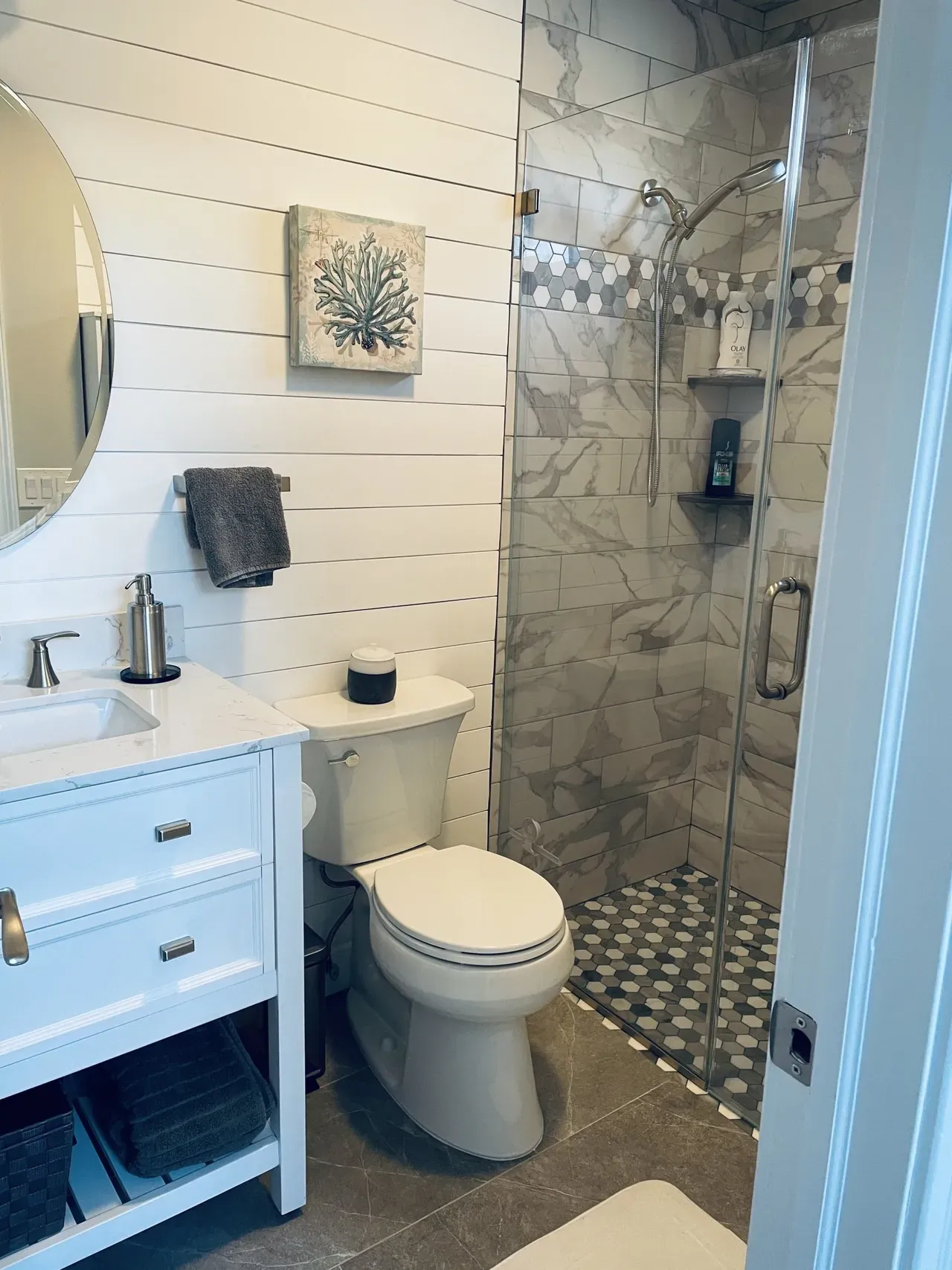 Modern Bathroom
