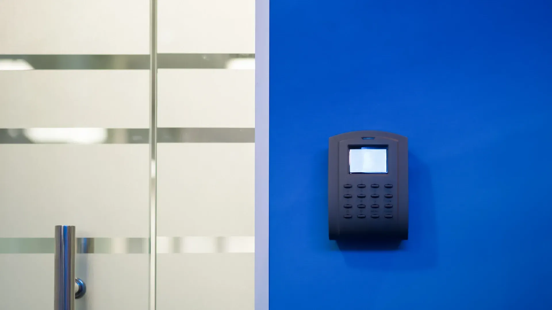 The door access keypad is the first layer of control in a multi‑tiered security plan.