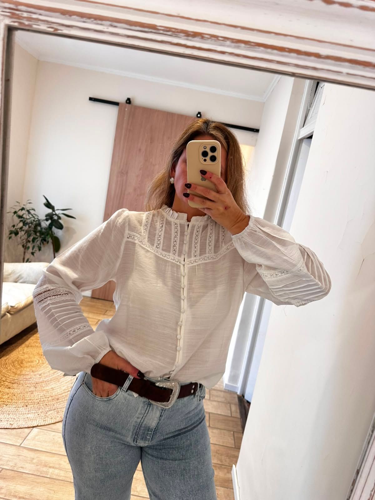 Blusa ALBANIA