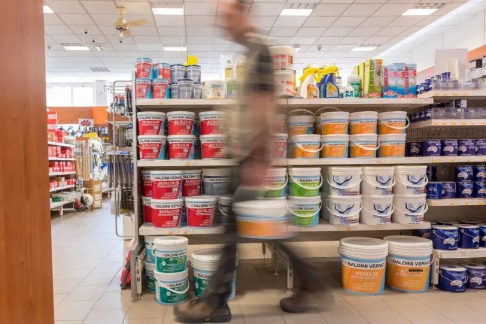 acquisto di vernici a Reggio Emilia