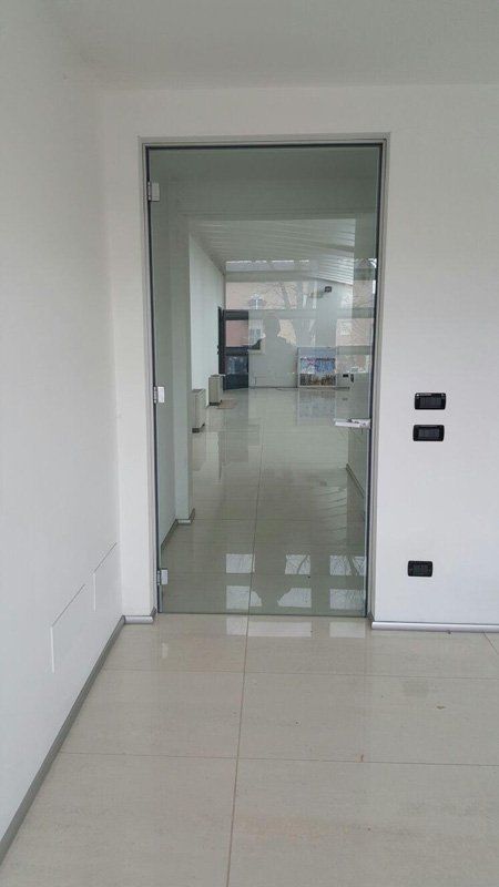 Porta per interni in vetro