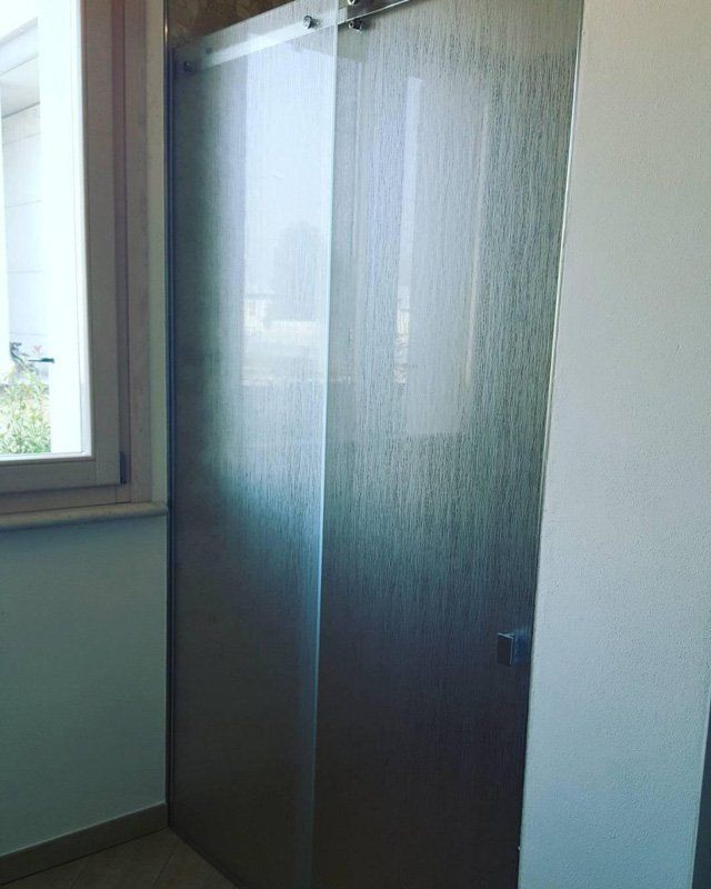 Oprta per interni in vetro