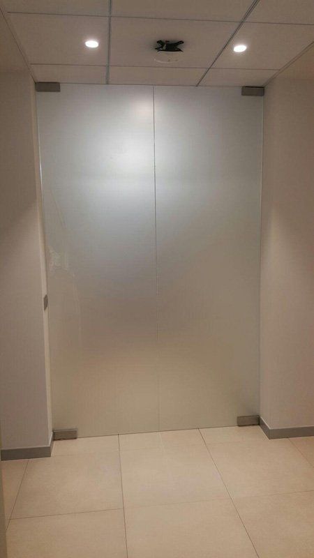 Porta in vetro opaco temperato