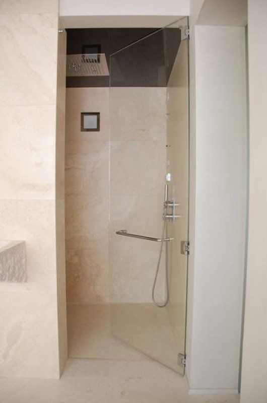 Porta in vetro per box doccia