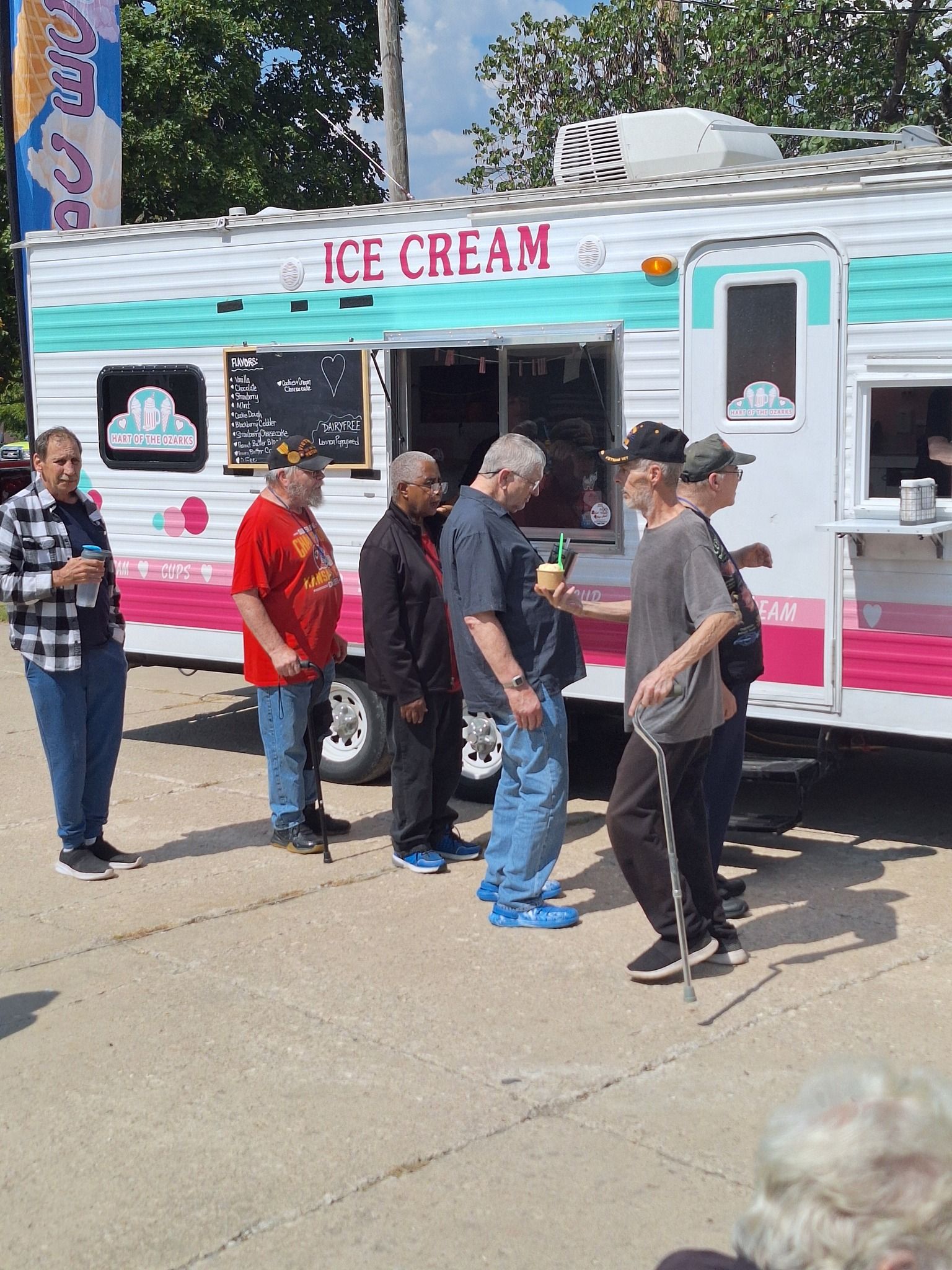 residents getting ice cream from ice cream truck in ozark mo | assisted living