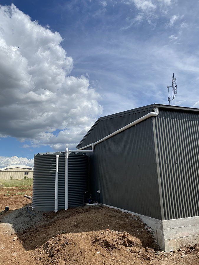 Rainwater Tank Set Up - Plumber in East Tamworth, NSW