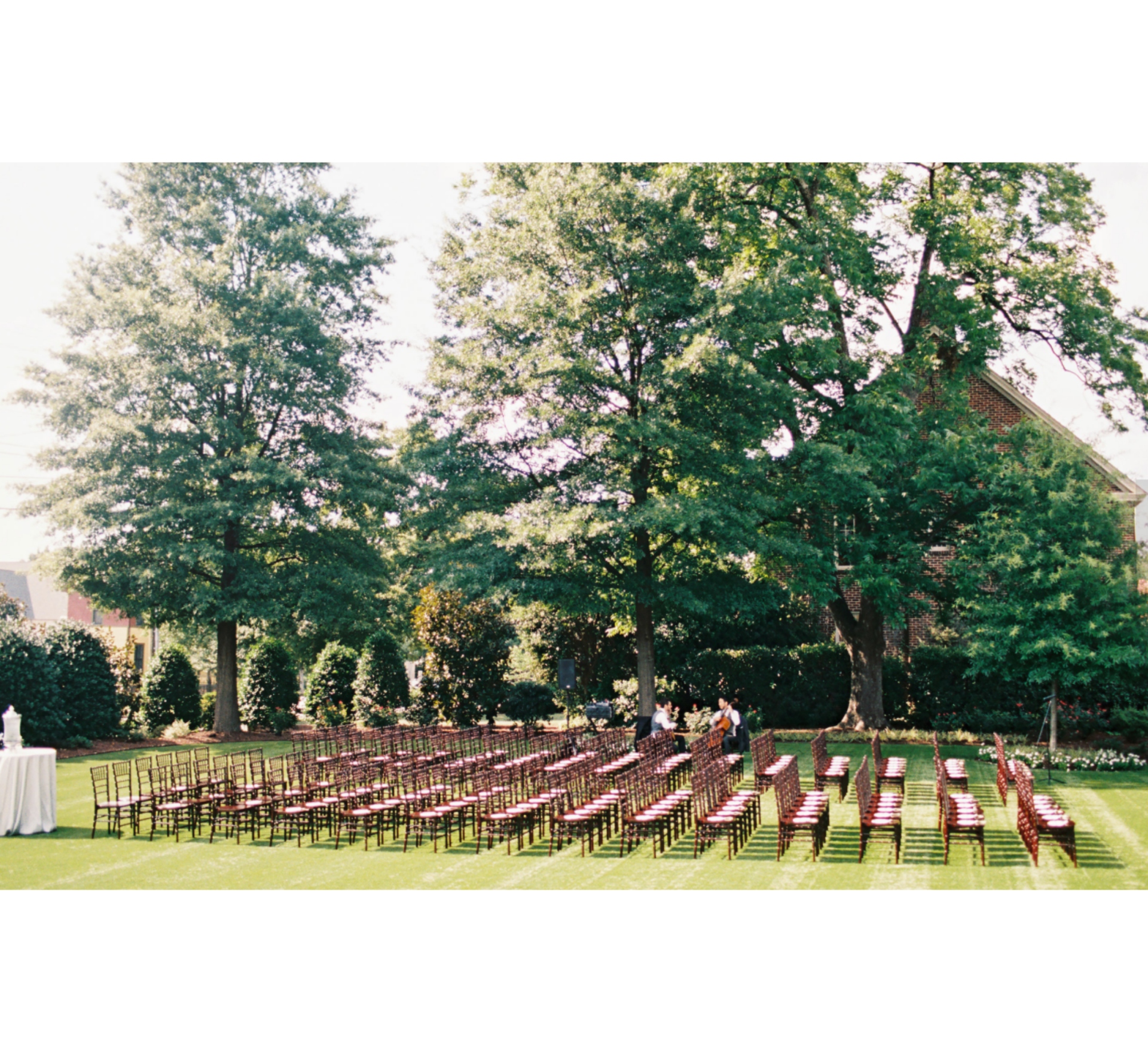 outdoor wedding ceremony in raleigh North Carolina