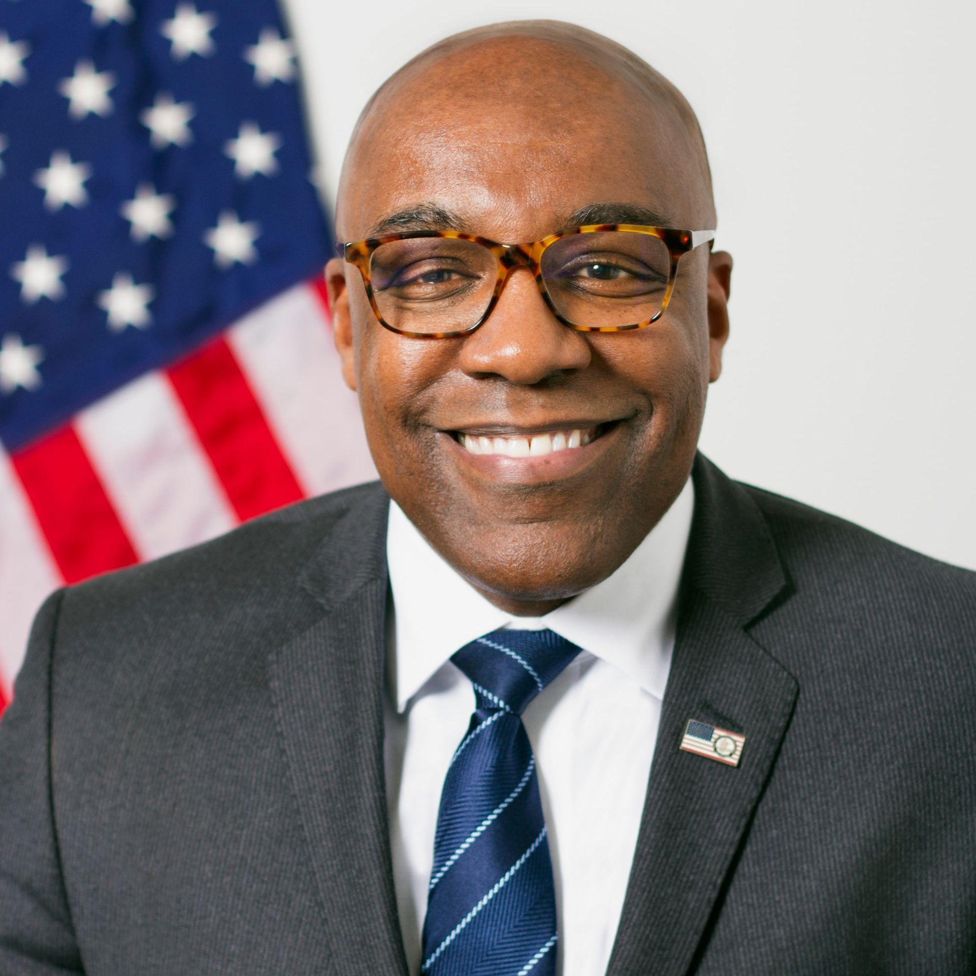Headshot of Illinois Attorney General Kwame Raoul.