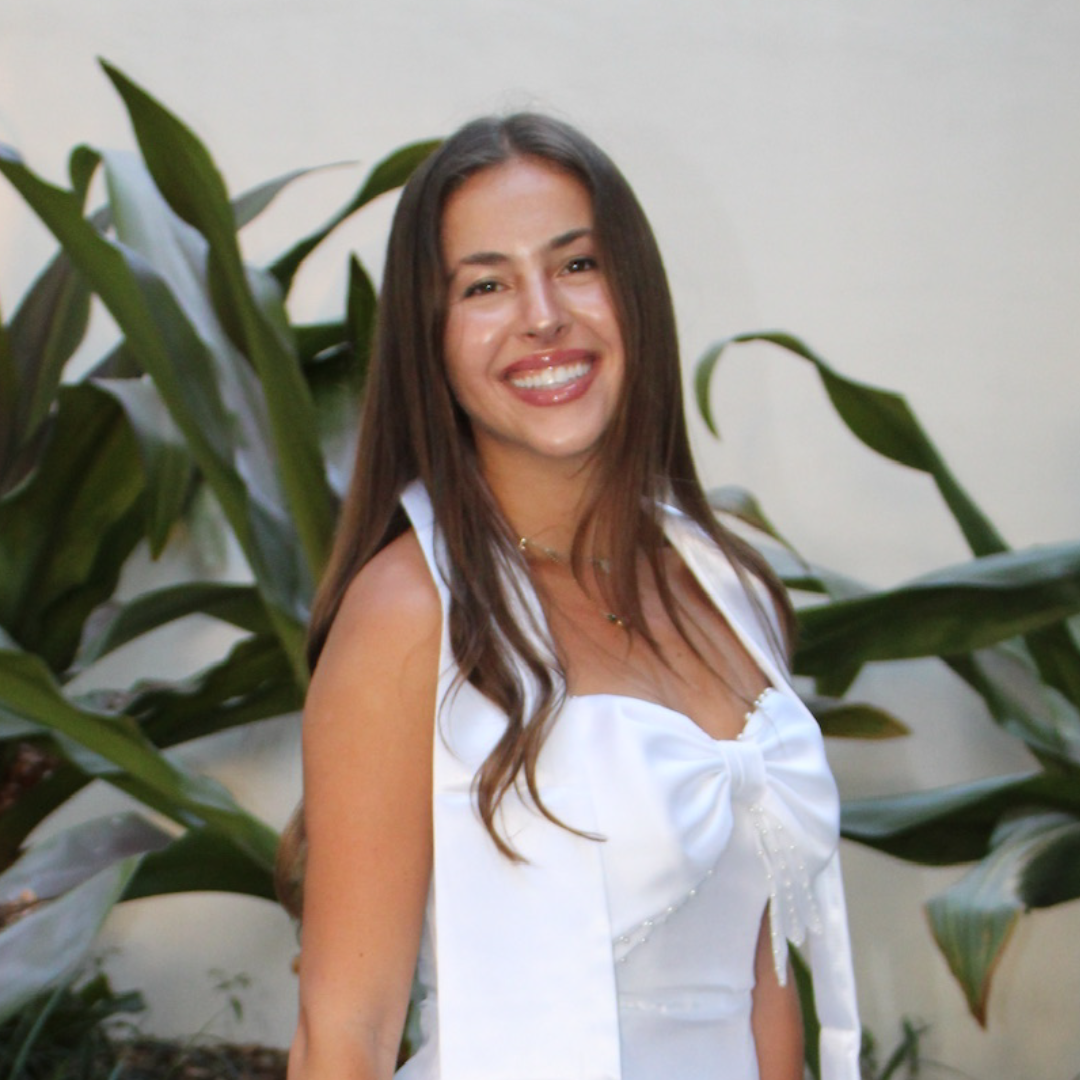 Headshot of Alexis Handler