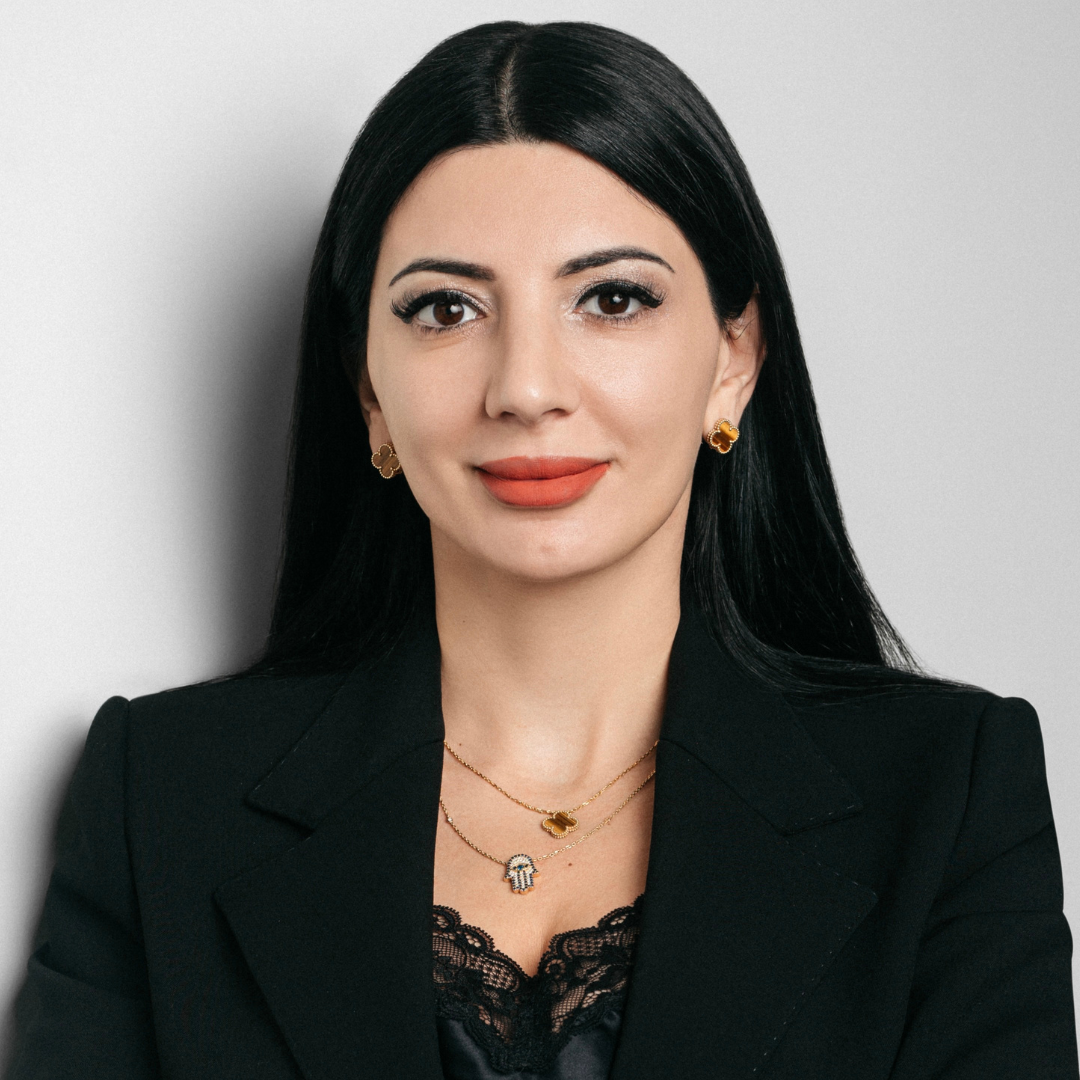 Headshot of Alla Digilova.