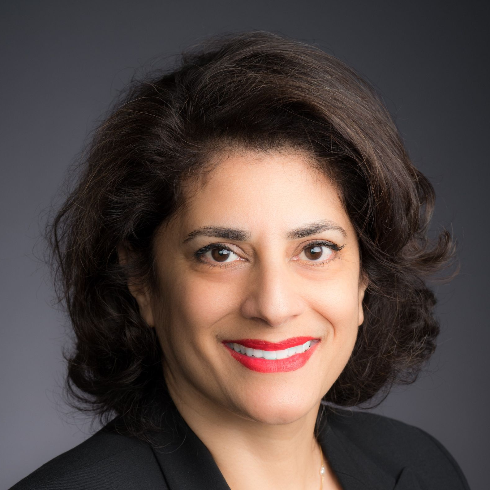 Headshot of Rashda Buttar. 