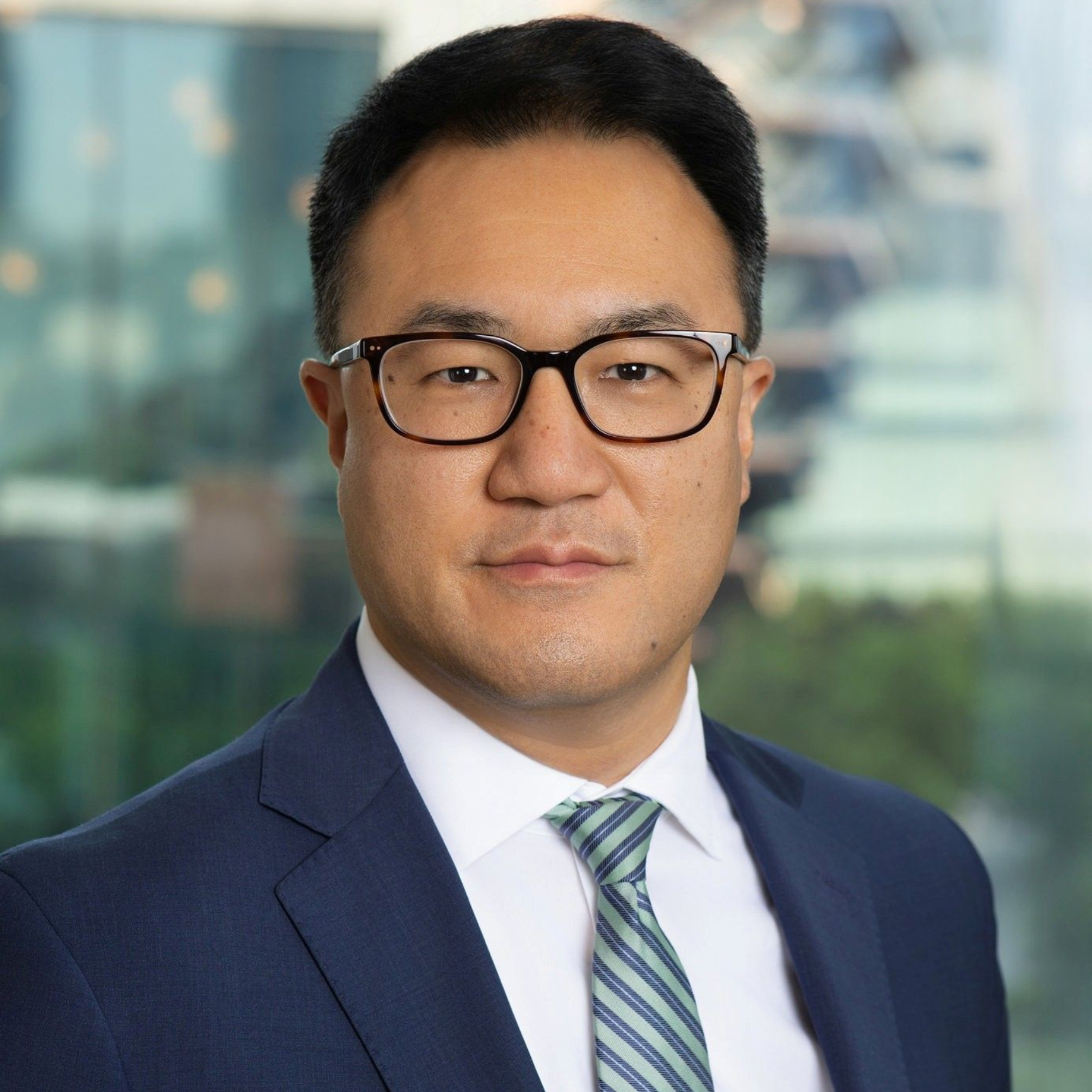 Headshot of Curtis Tao. 