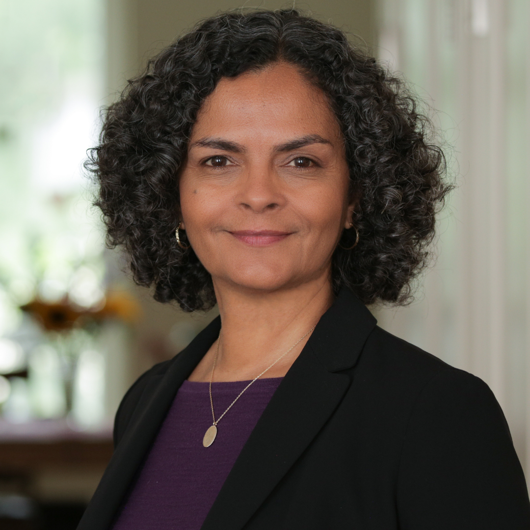 Headshot of Lourdes Rivera.