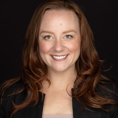 Headshot of Karen Richardson.