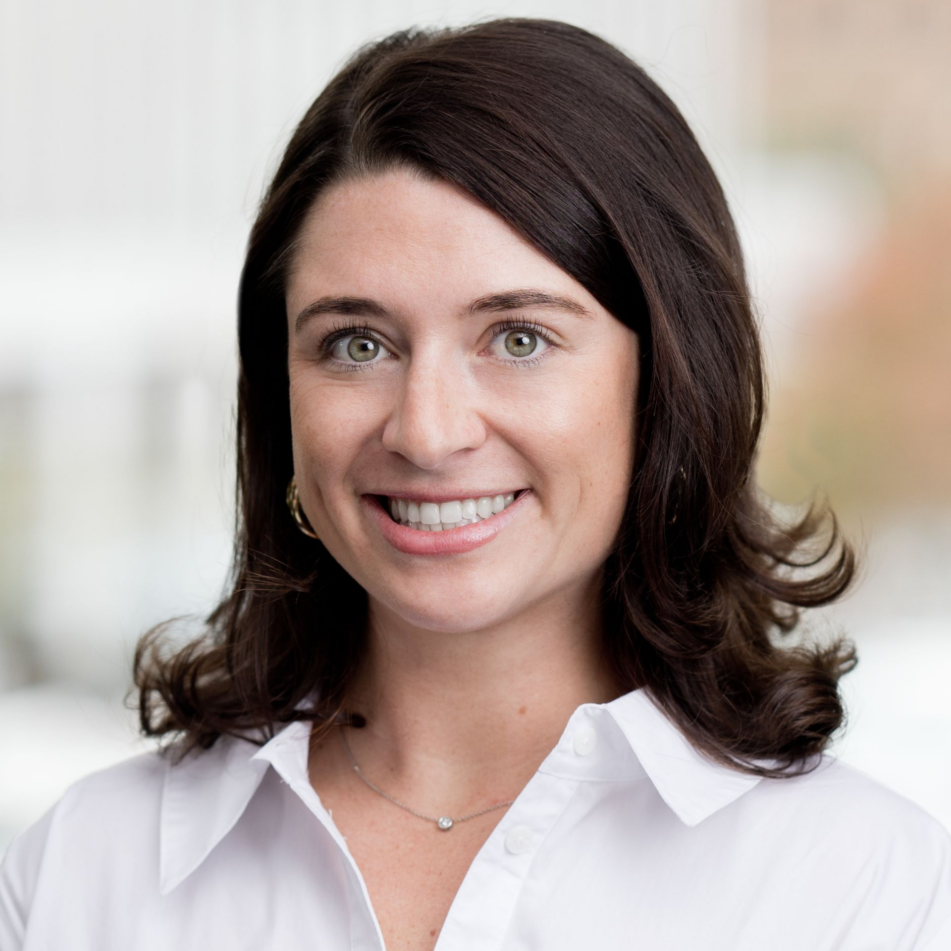 Headshot of Lauren Kazam