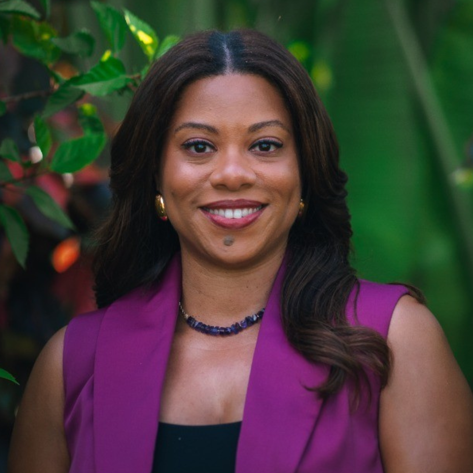 Headshot of Renada Williams.