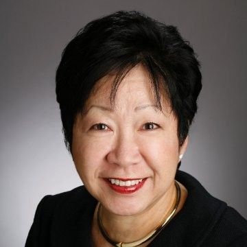 Headshot of Wendy Shiba.