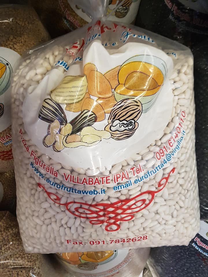 confezione di fagioli secchi