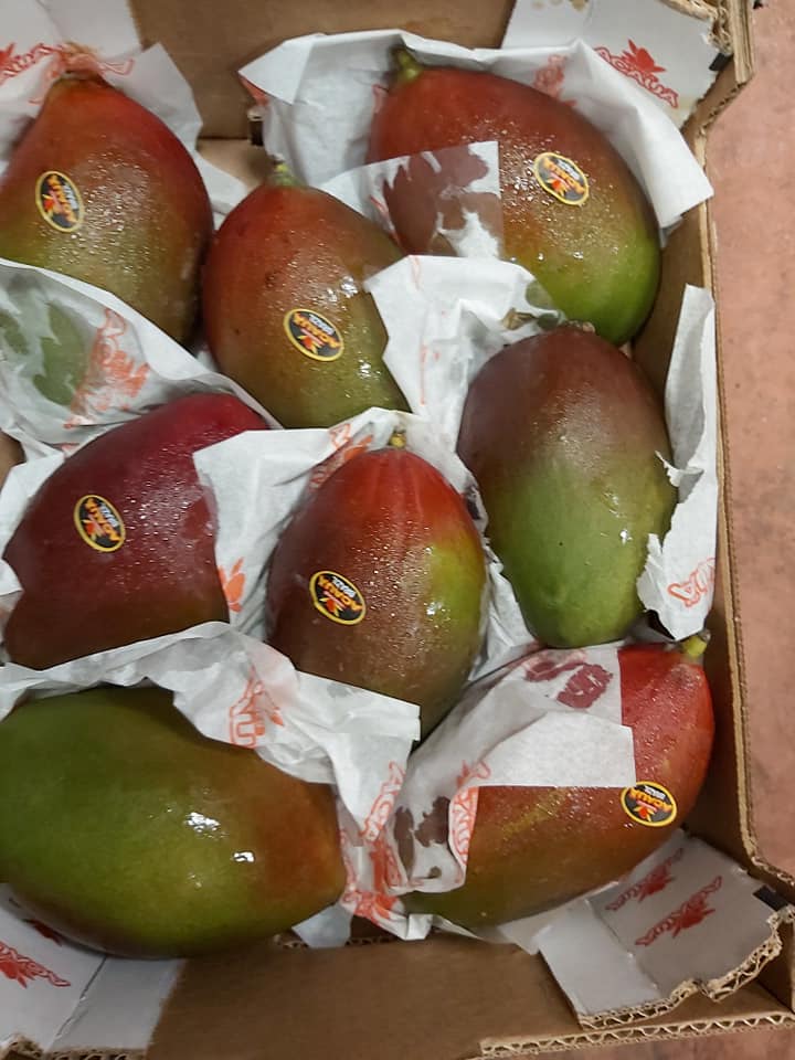 vendita di frutta esotica