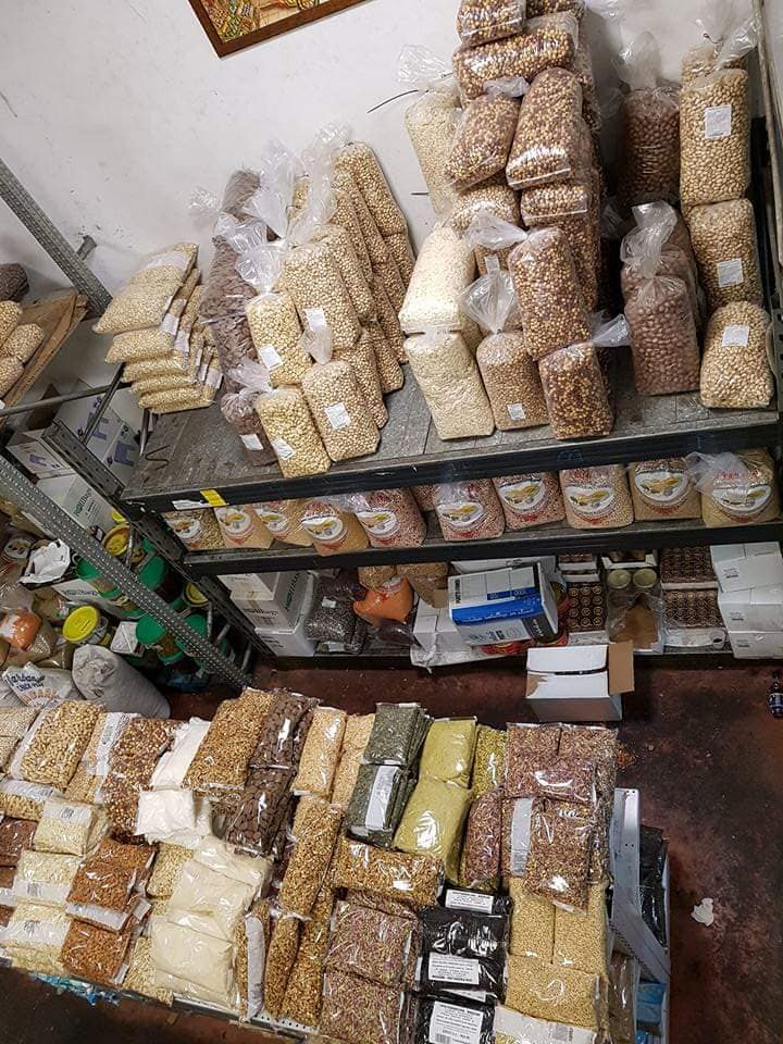 negozio di legumi e cereali