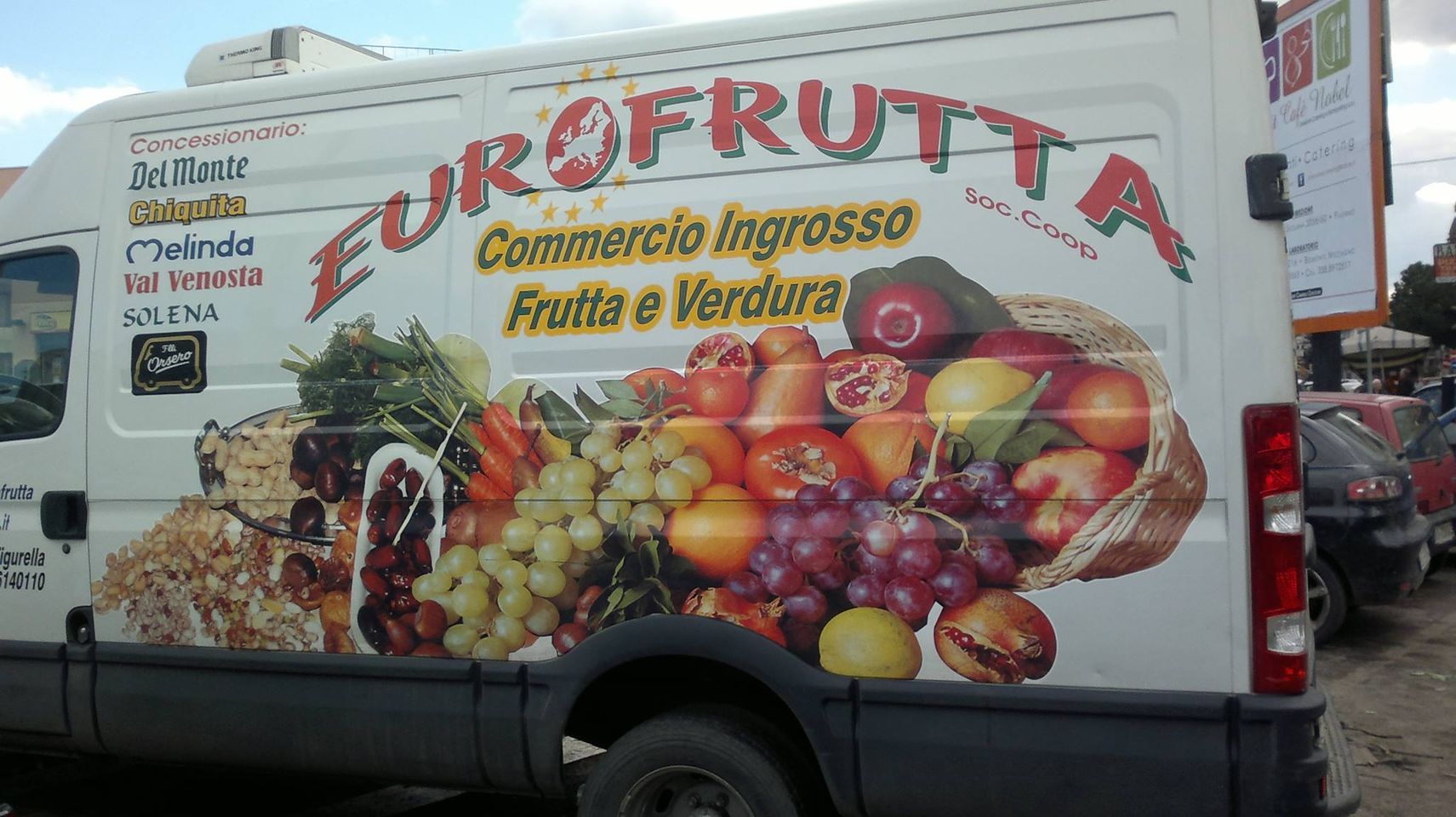 mezzo per la consegna di frutta e verdura in Sicilia