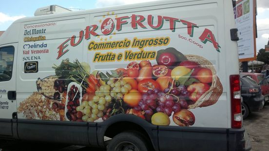 mezzo per la fornitura all'ingrosso di frutta e verdura