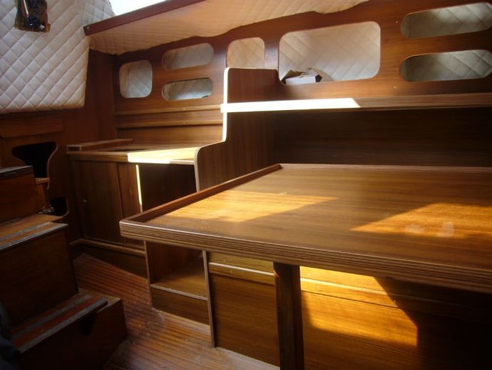 arredi e complementi in legno per barche