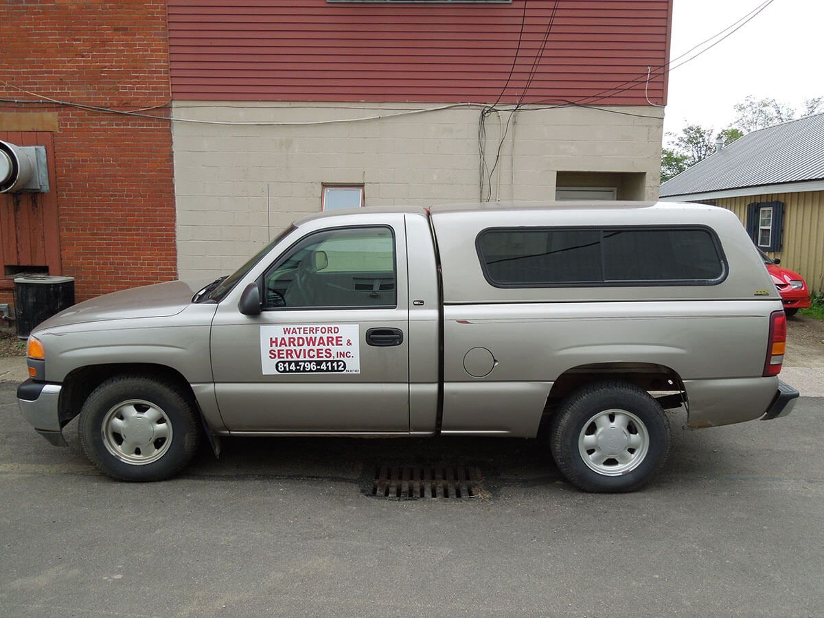 Professional Plumbing Contractor Truck